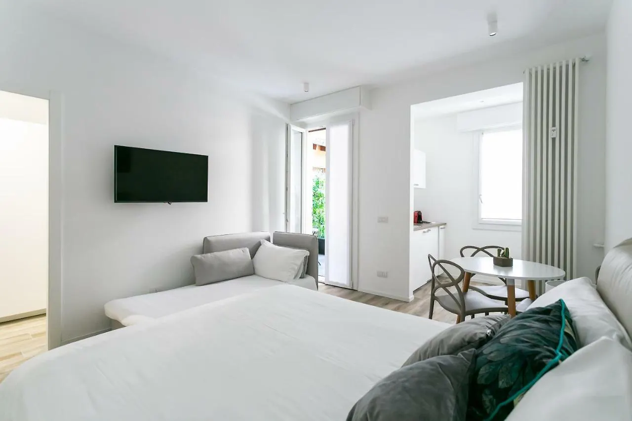 Milanofierapartments 0*, Mediolan Włochy