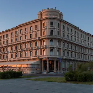 Grand Principe Di Piemonte 5*, Viareggio Olaszország